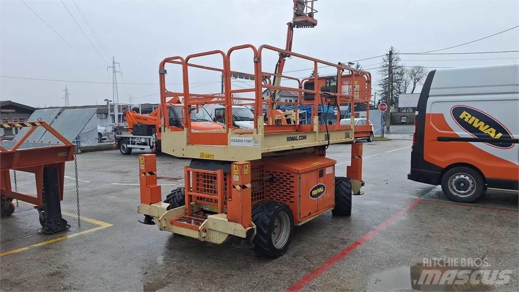 JLG 260MRT B 剪式升降機