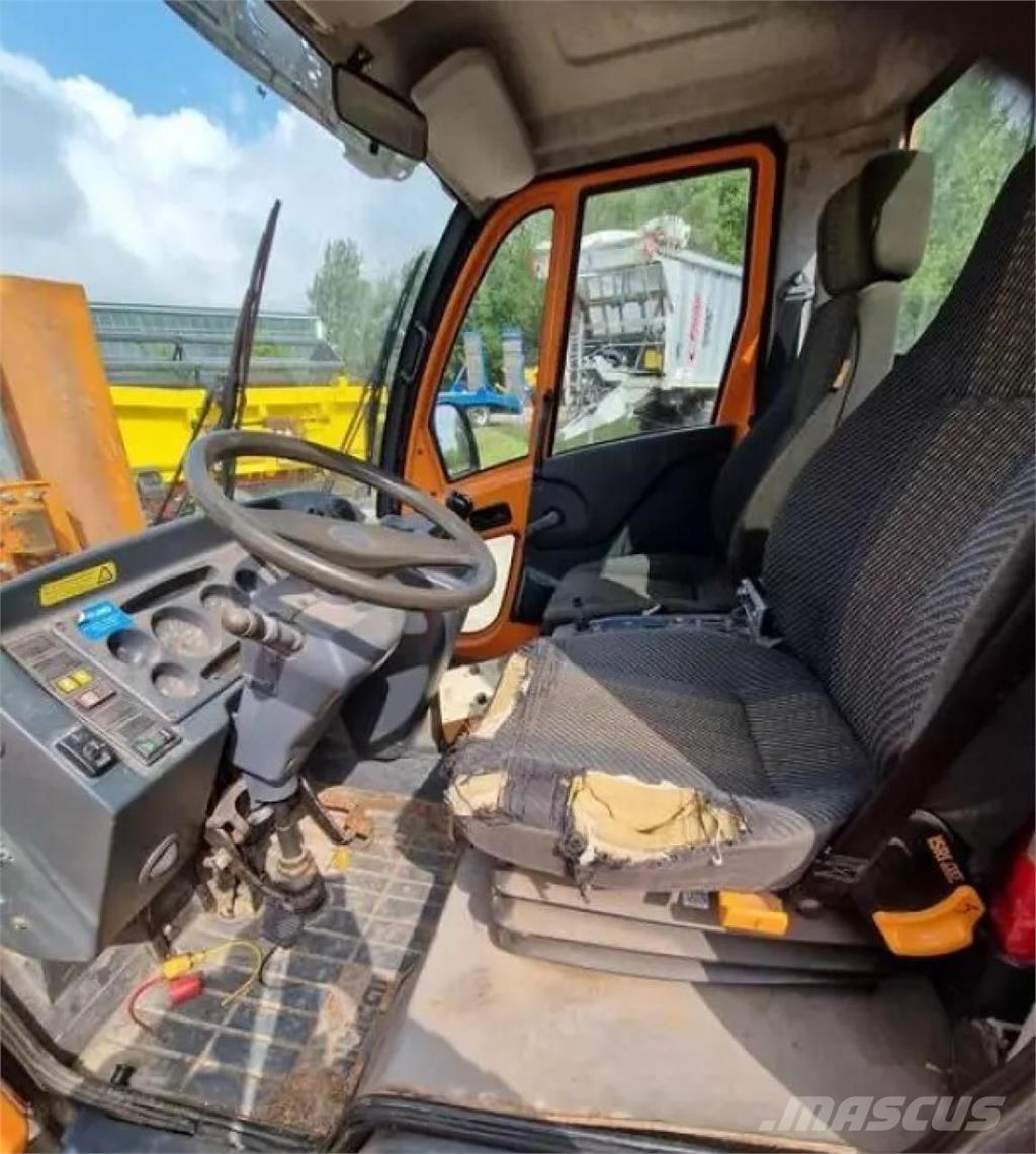 Multicar M 30 工具車