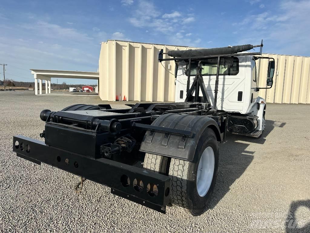 International 4400 垃圾車