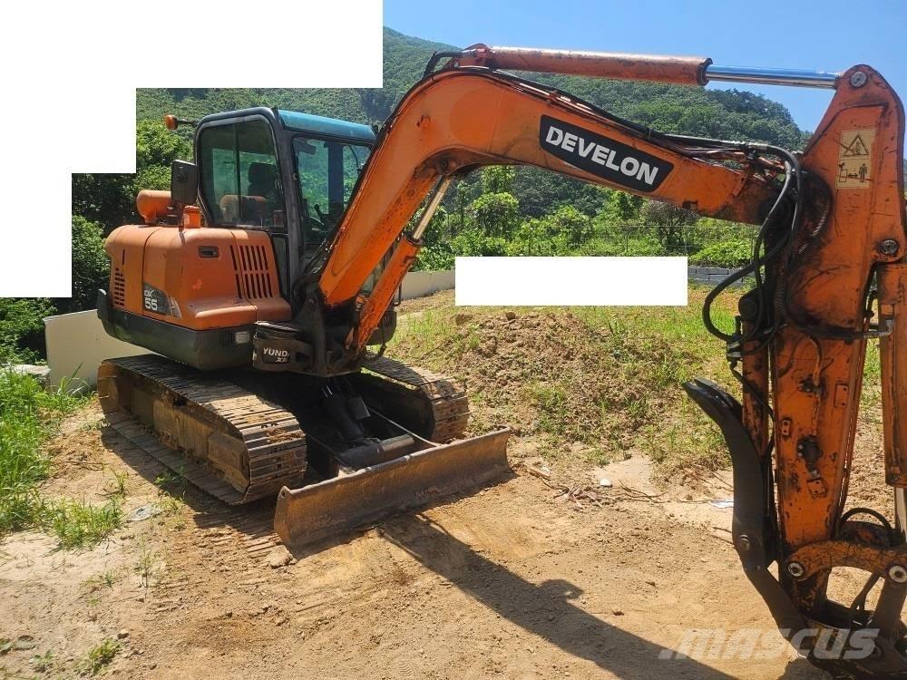 Doosan DX 55 小型挖土機/掘鑿機<7t(小型挖掘機)