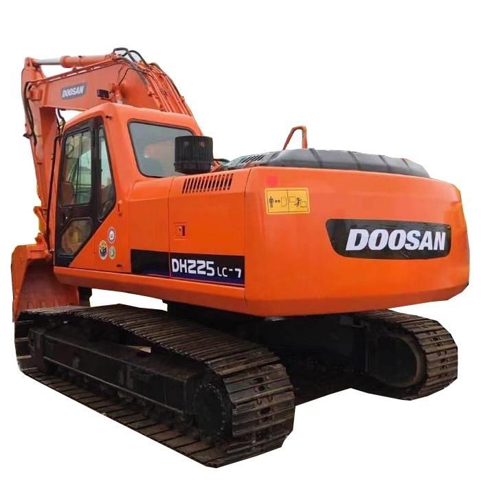 Doosan DH 225 LC-7 履帶式 挖土機/掘鑿機/挖掘機
