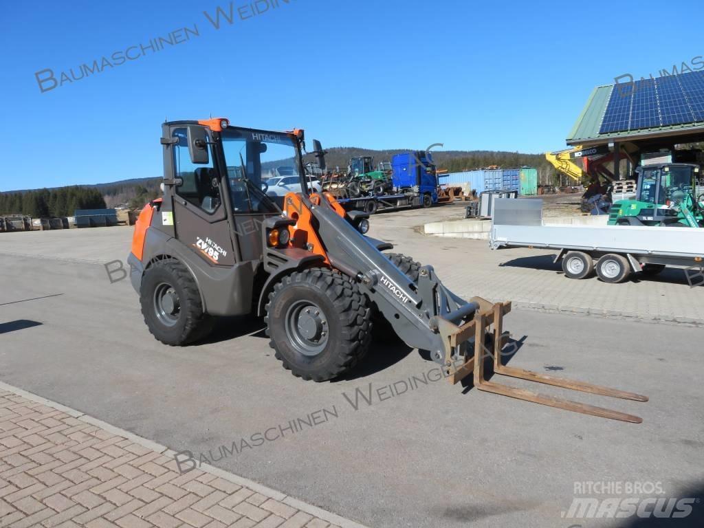 Hitachi ZW 95 輪胎式裝載機