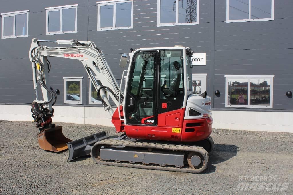 Takeuchi TB 260 小型挖土機/掘鑿機<7t(小型挖掘機)