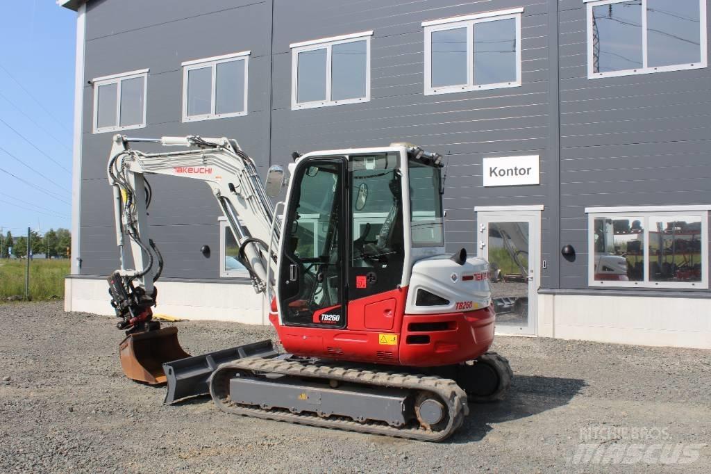 Takeuchi TB 260 小型挖土機/掘鑿機<7t(小型挖掘機)