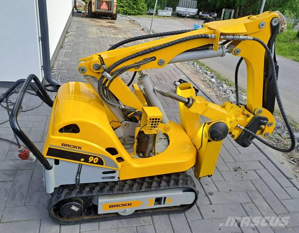 Brokk 90 採礦設備
