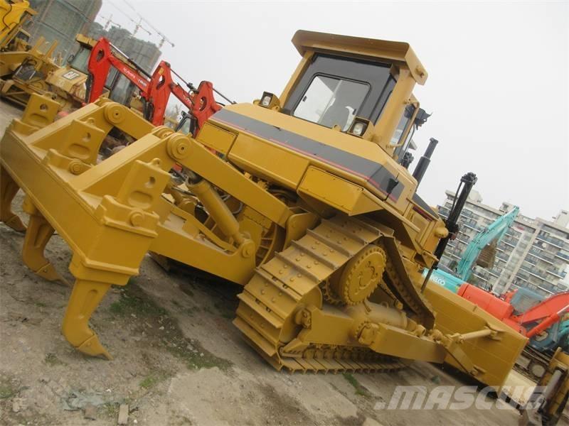CAT D 8 R 履帶推土機