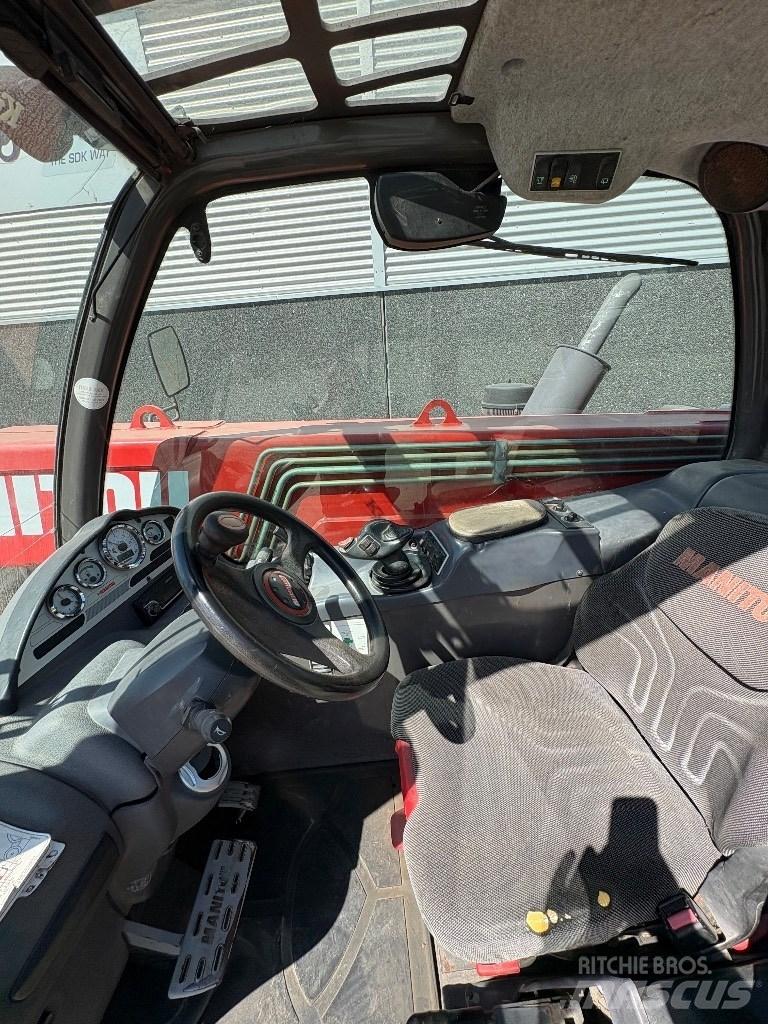 Manitou MLT 735 伸縮臂操作車