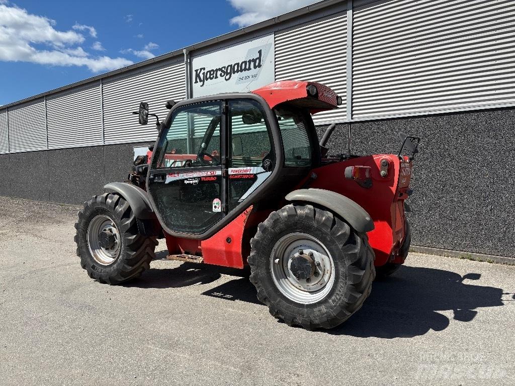 Manitou MLT 735 伸縮臂操作車