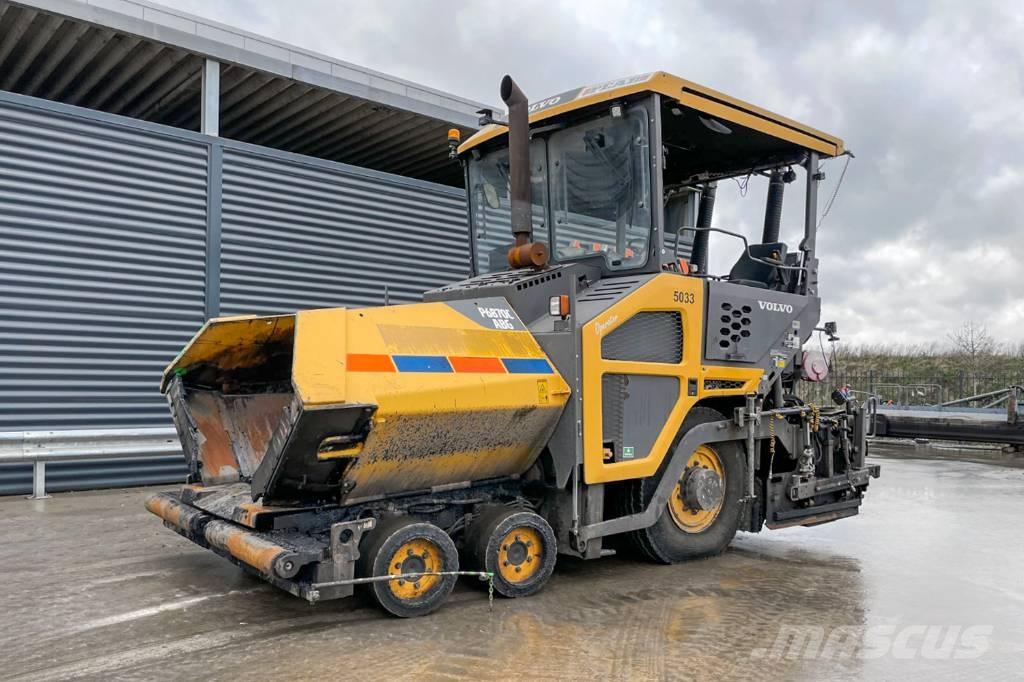 Volvo P6870 ABG 瀝青攤舖機/鋪路機