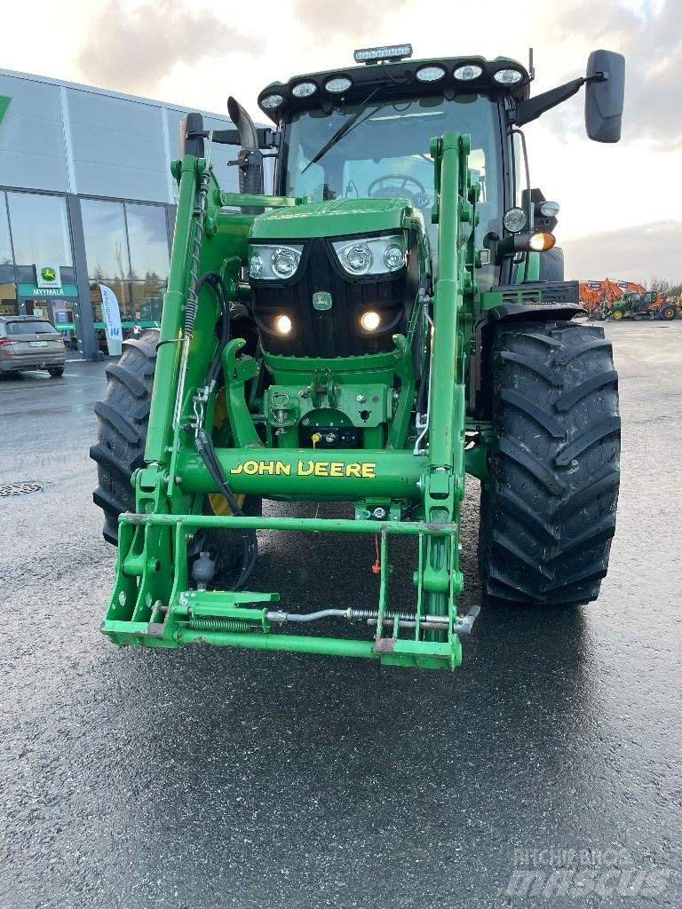John Deere 6115R 曳引機