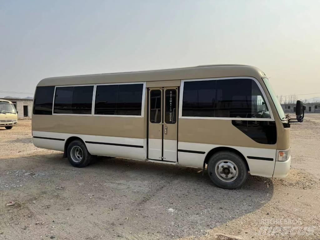 Toyota Coaster Bus 迷你巴士