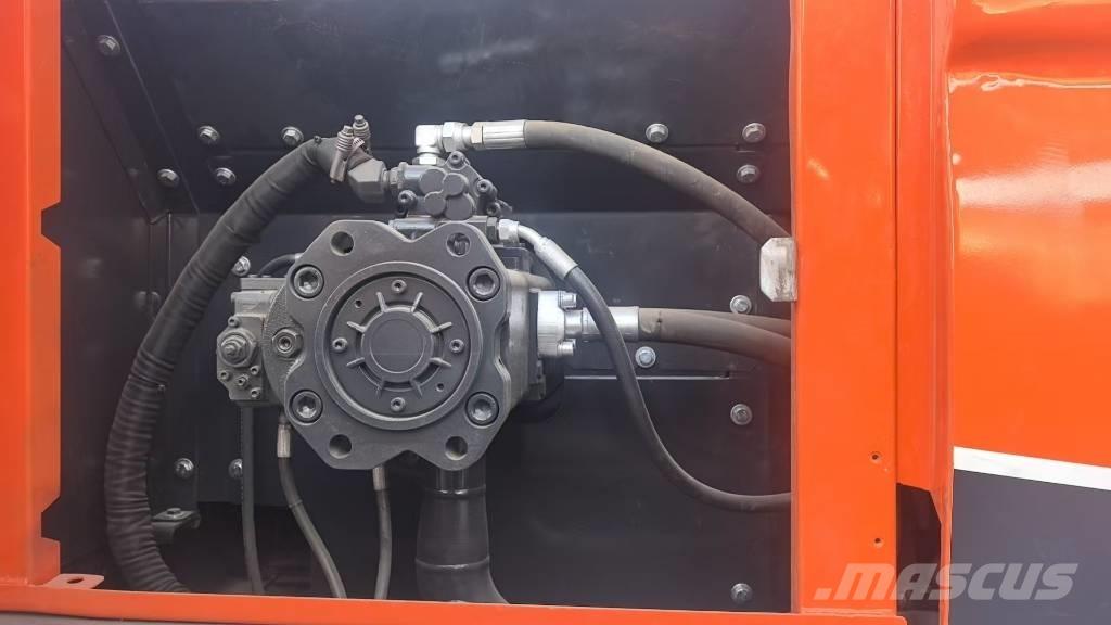 Doosan DX300 履帶式 挖土機/掘鑿機/挖掘機
