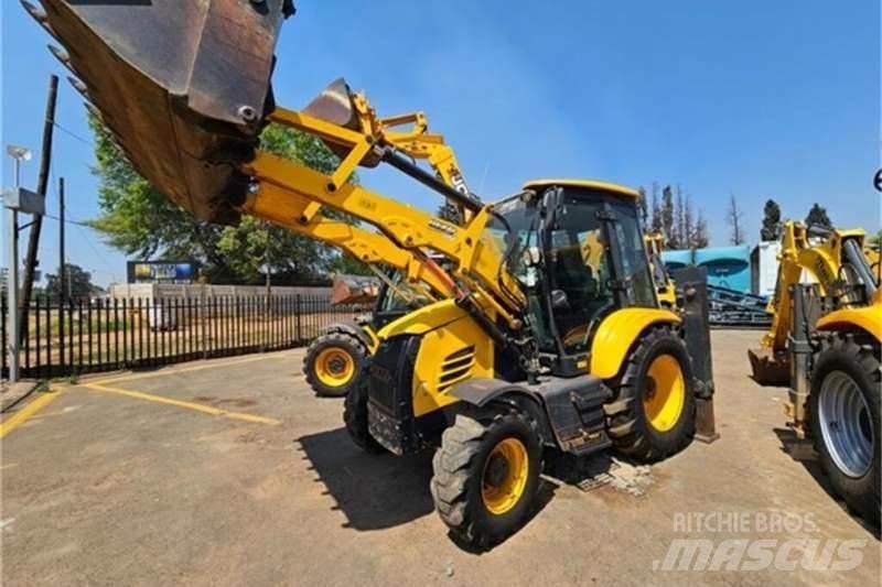Dezzi CMI 4X4 TLB 反鏟裝載機