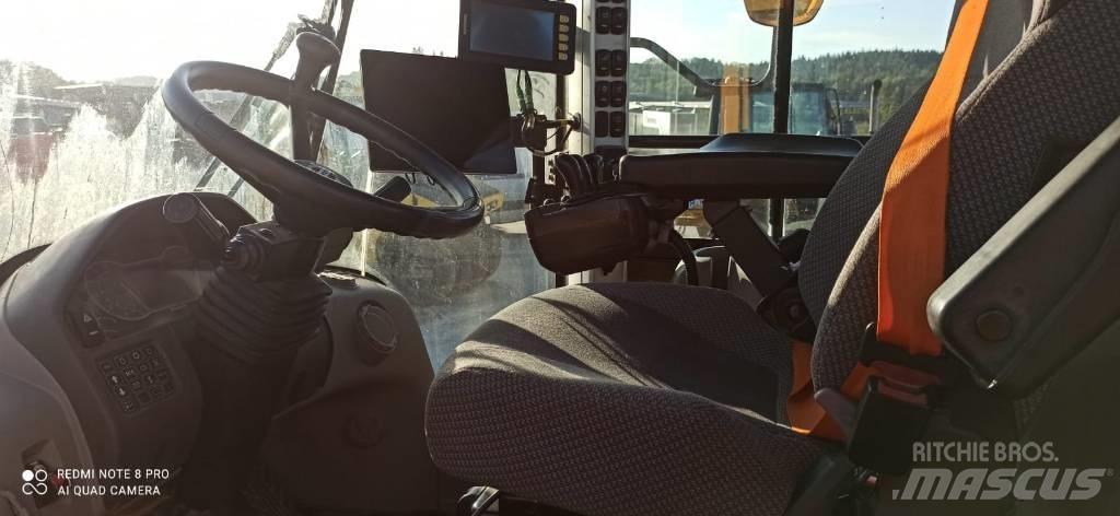 Volvo L 120 H 輪胎式裝載機