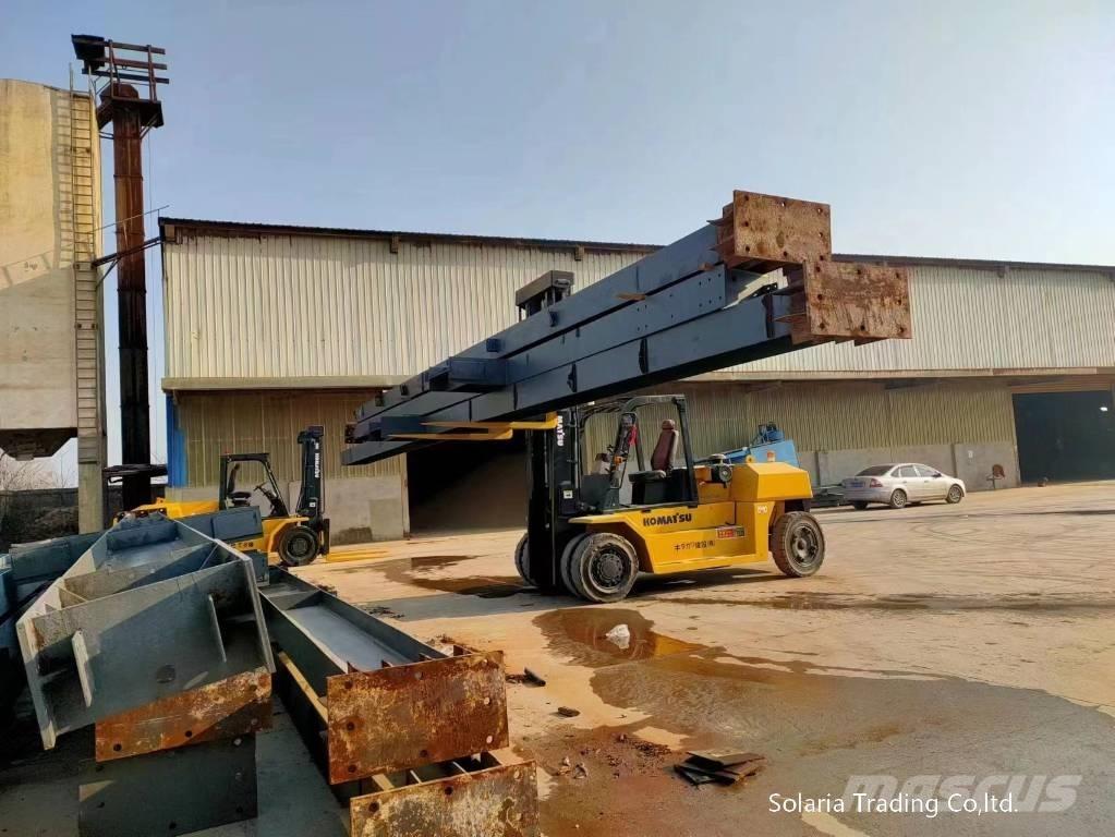 Komatsu FD 160E-8 柴油卡車