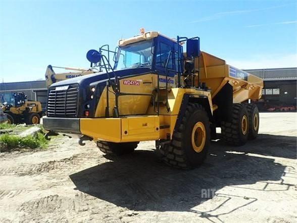Komatsu HM400-5 鉸接式起吊車