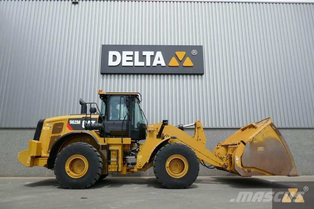 CAT 962M 輪胎式裝載機