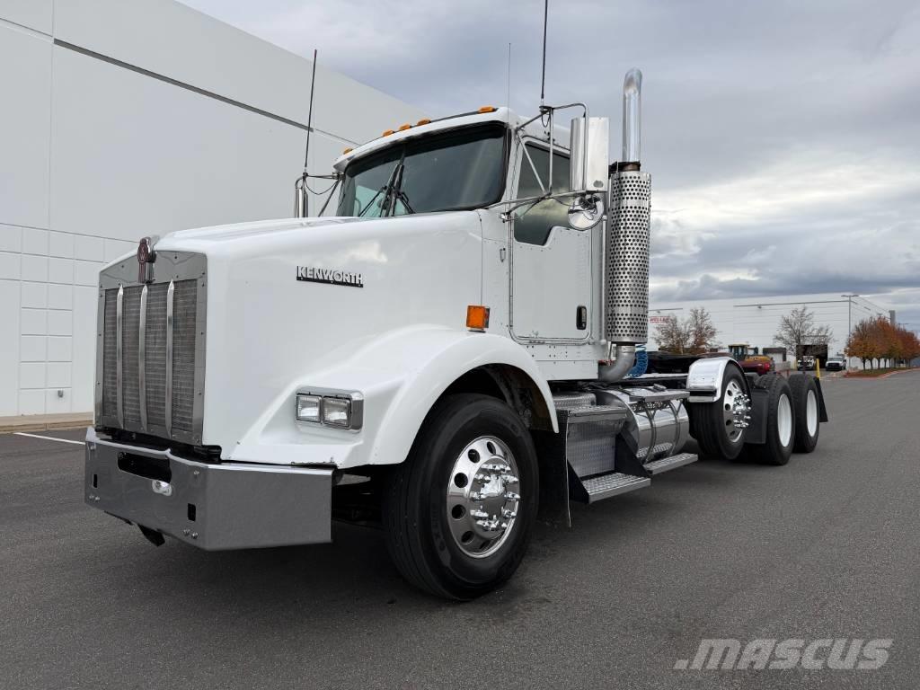 Kenworth T 800 曳引機組件
