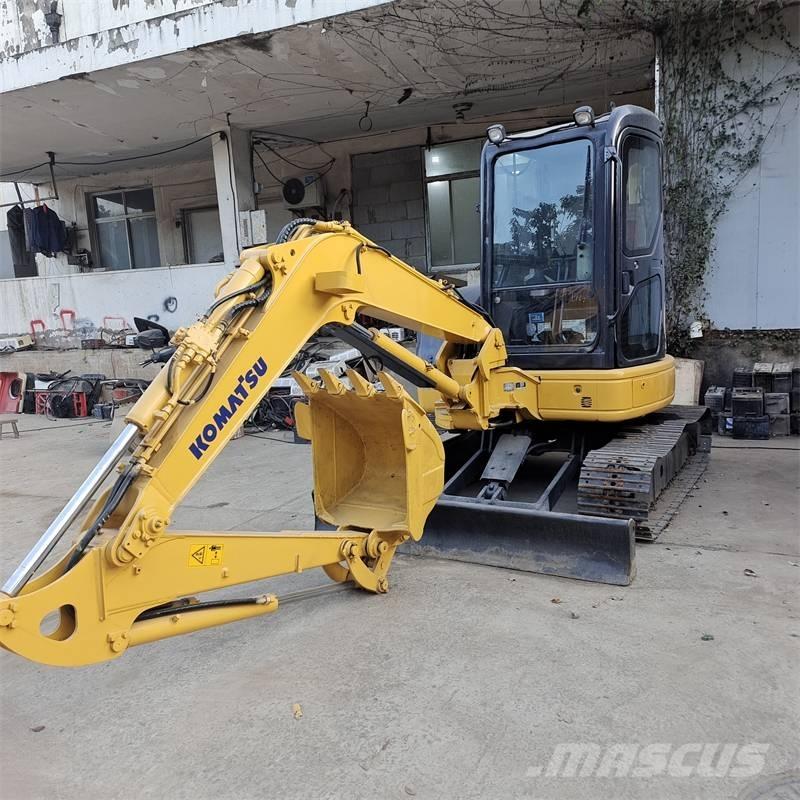 Komatsu PC 40 小型挖土機/掘鑿機<7t(小型挖掘機)