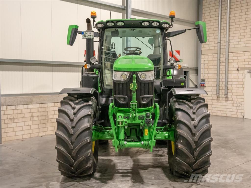 John Deere 6R215 曳引機