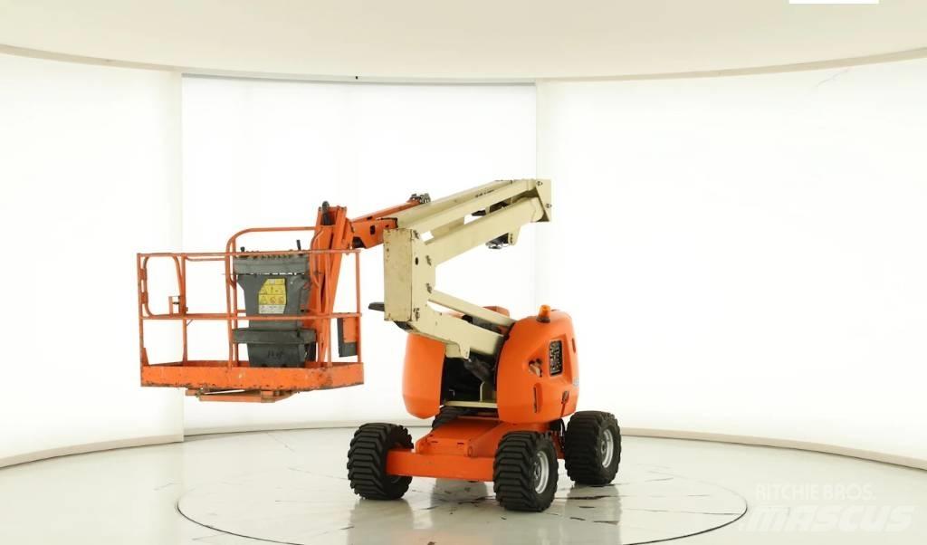 JLG 450 AJ II 曲臂高空作業車