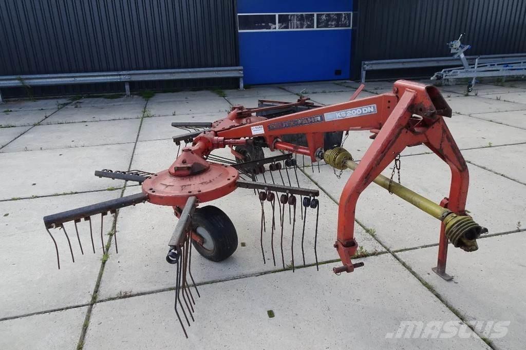 Deutz KS200DN hark 堆草機