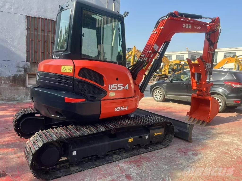 Kubota U 55 小型挖土機/掘鑿機<7t(小型挖掘機)