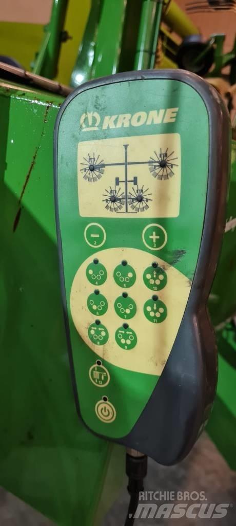 Krone Swadro 1400 耙與翻草機