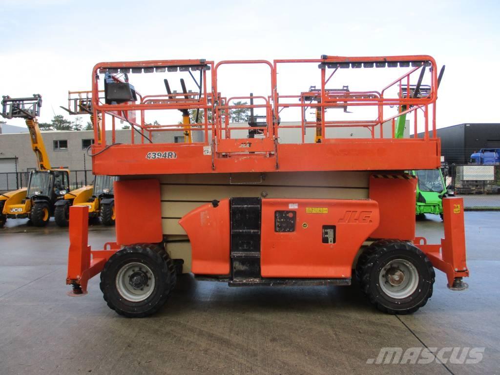 JLG 4394 RT 剪式升降機