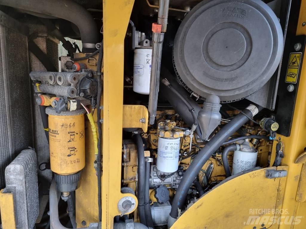 CAT 930 H 輪胎式裝載機