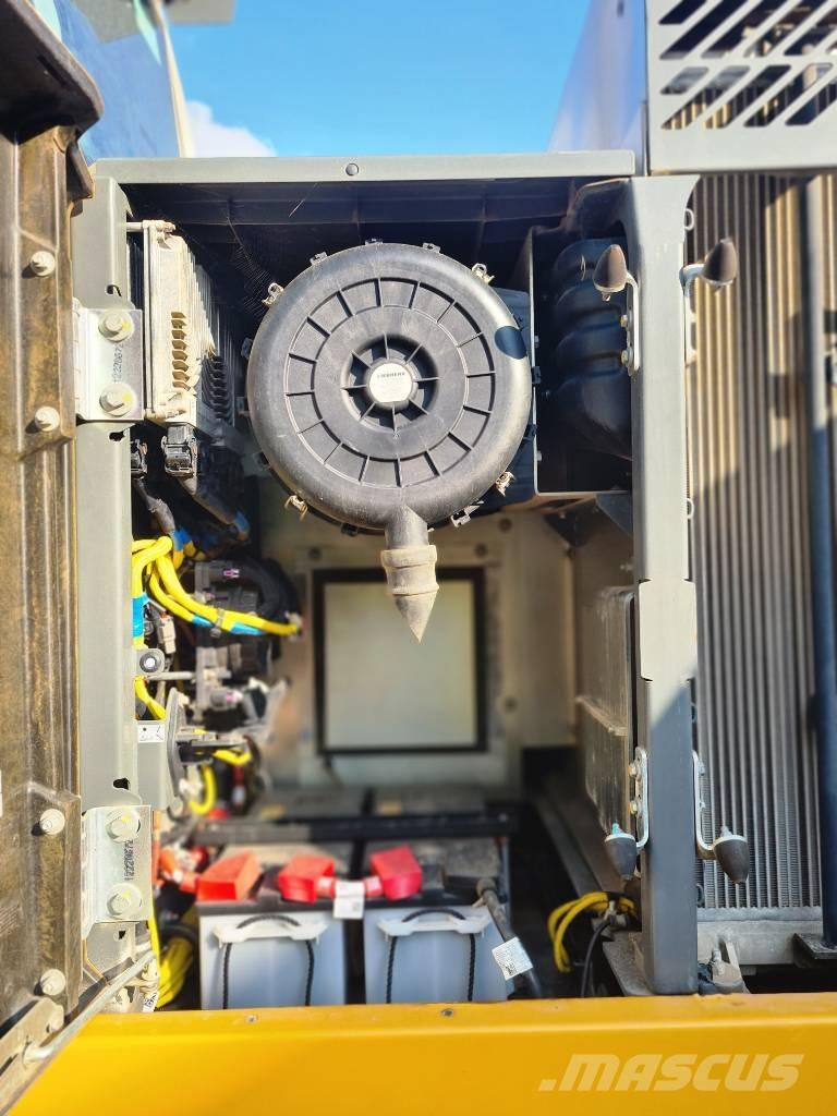 Liebherr R 930 LC 履帶式 挖土機/掘鑿機/挖掘機