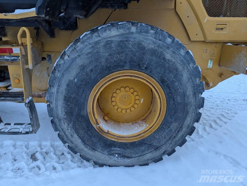 CAT 930 K 輪胎式裝載機
