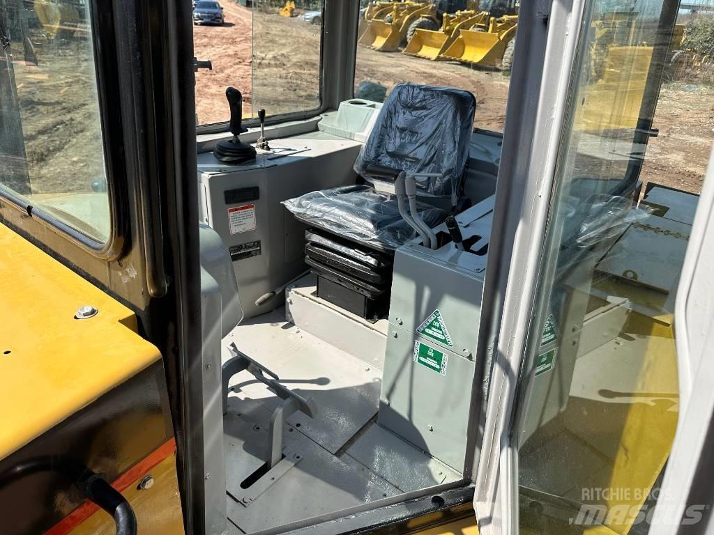 CAT D 6 G 履帶推土機