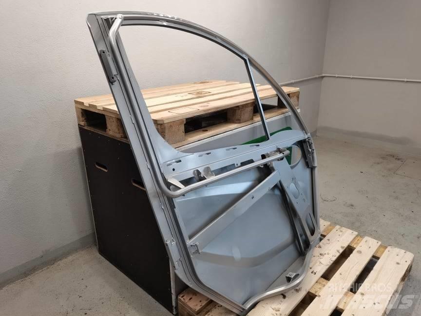 Manitou MLT 733 door 駕駛室與內部