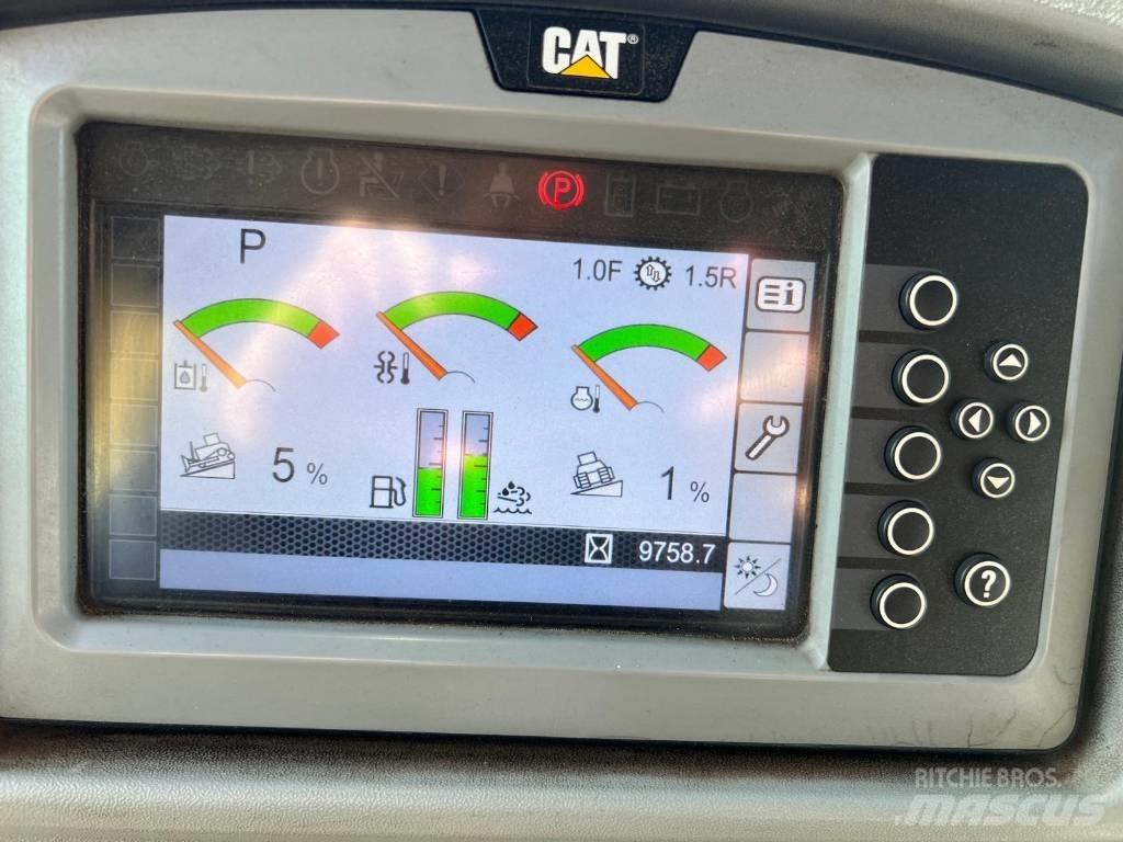 CAT D 8 T 履帶推土機