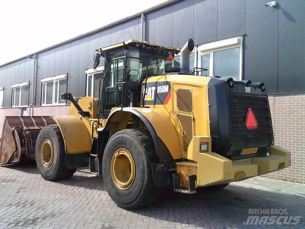 CAT 950M 輪胎式裝載機