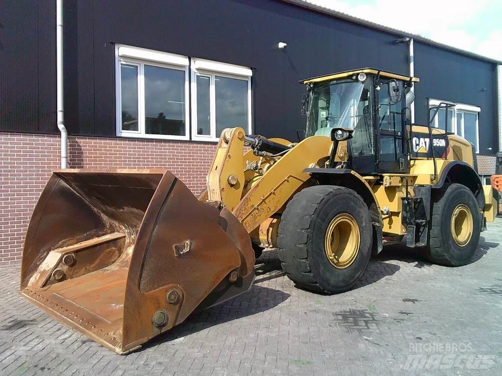 CAT 950M 輪胎式裝載機