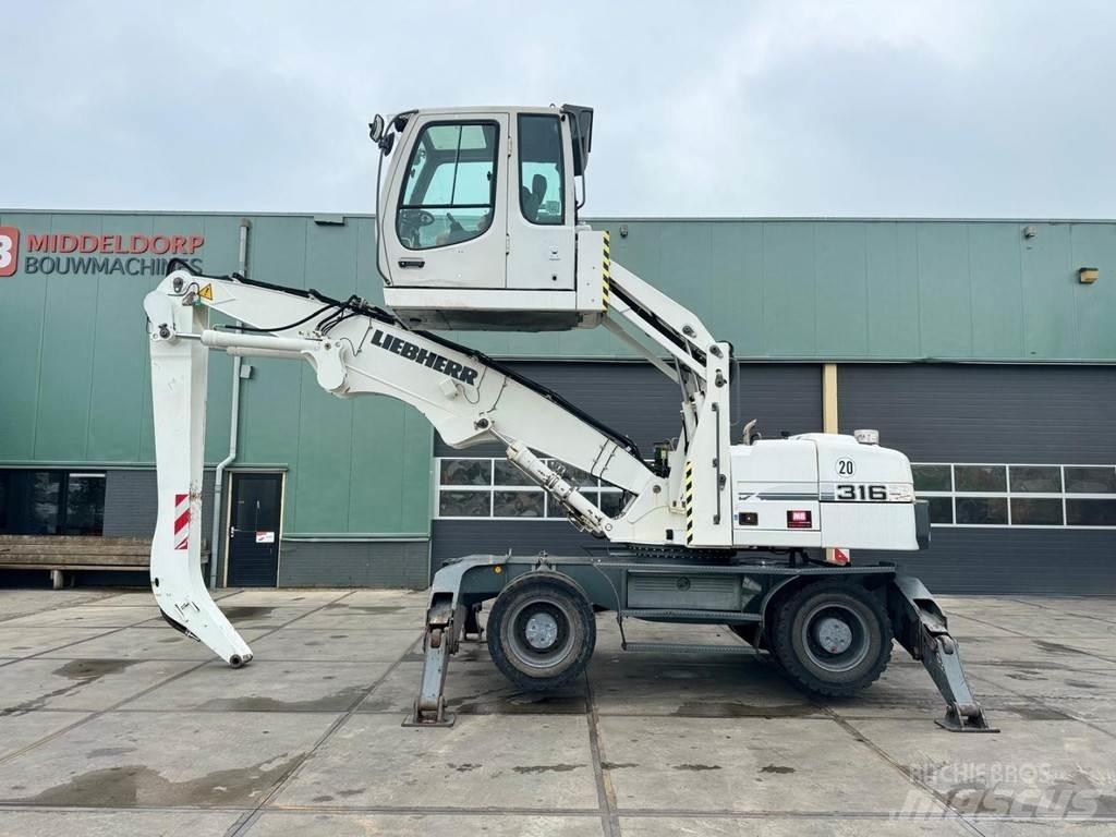 Liebherr A 316 廢棄物/工業用操作車