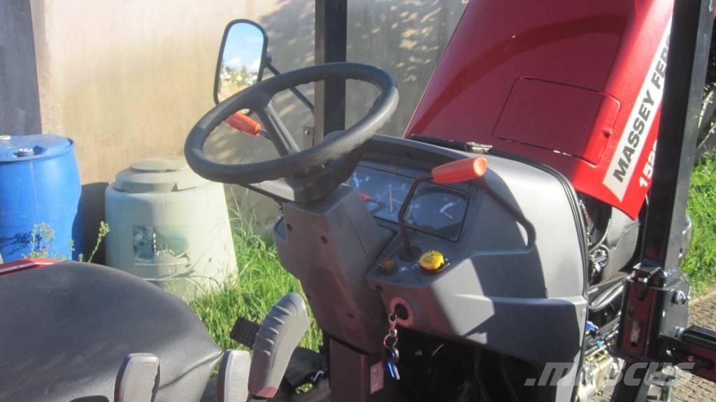 Massey Ferguson 1529 曳引機