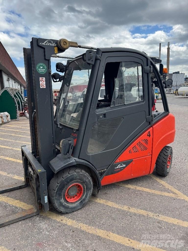 Linde H25D-02 柴油卡車