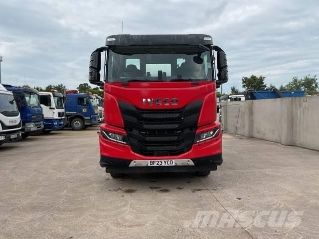 Iveco X-Way 420 混凝土車