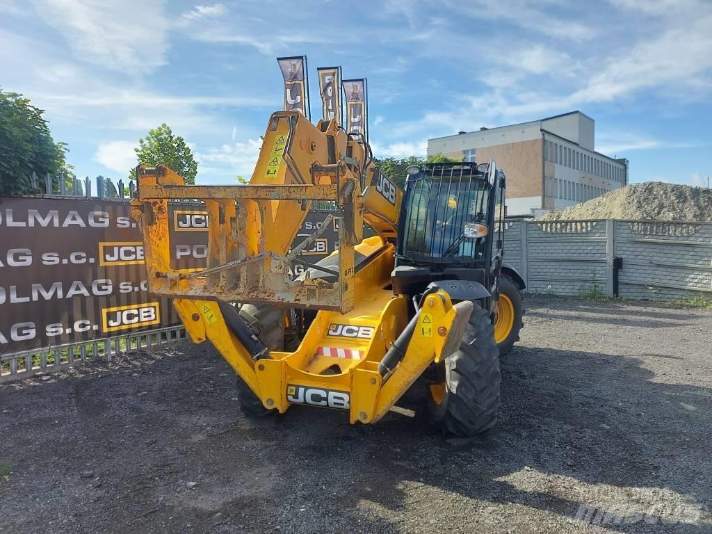 JCB 533-105 伸縮臂操作車