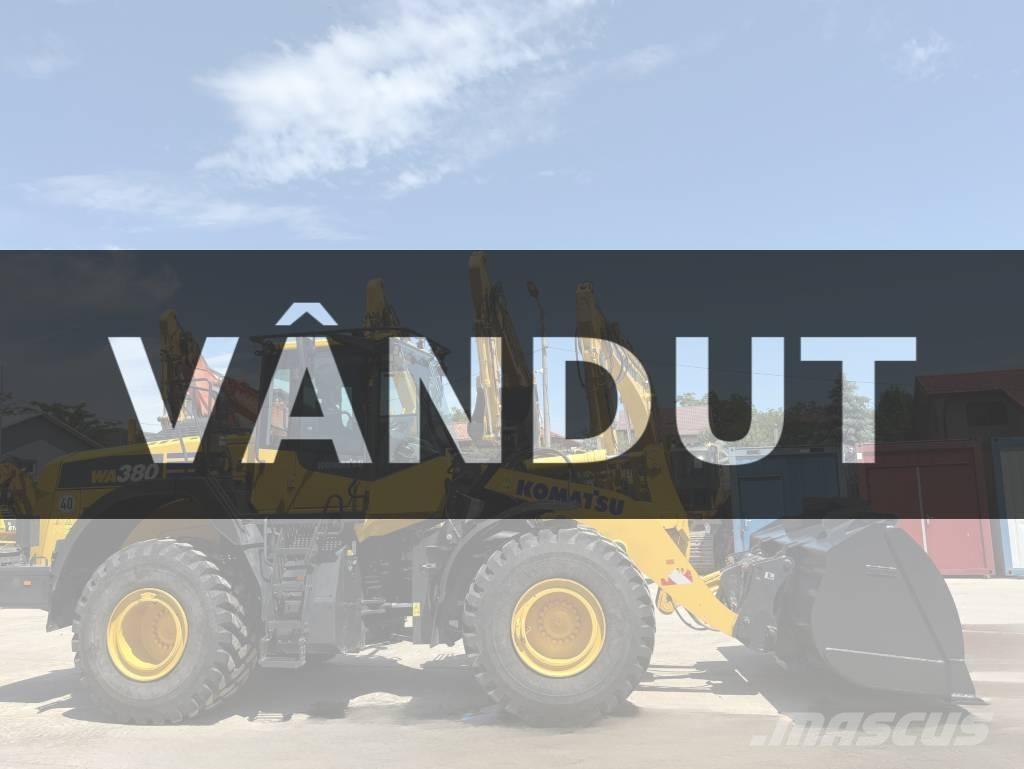 Komatsu WA380-8E0 輪胎式裝載機