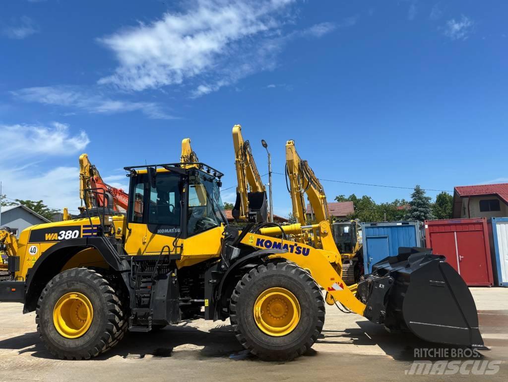 Komatsu WA380-8E0 輪胎式裝載機