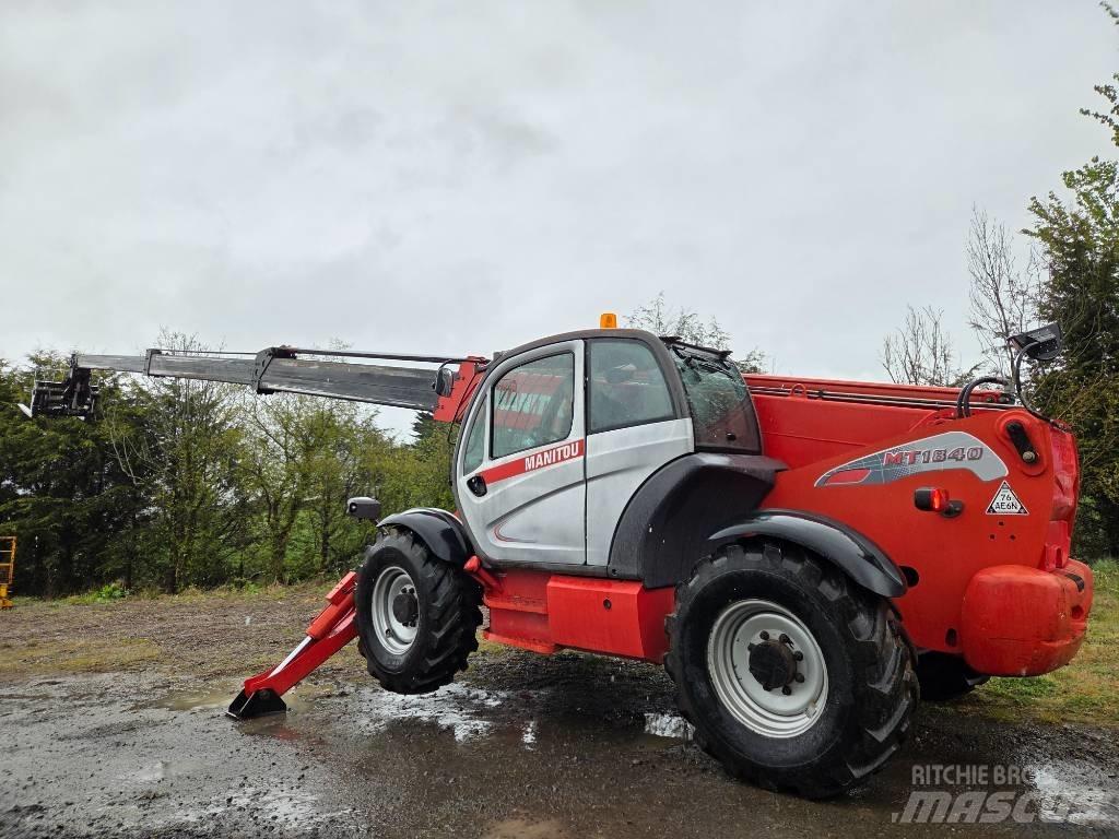 Manitou MT 1840 伸縮臂操作車