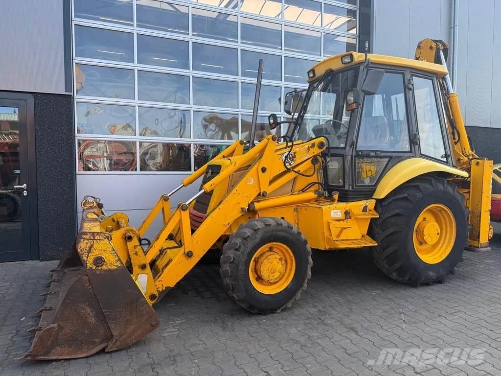 JCB 3CX-4 反鏟裝載機