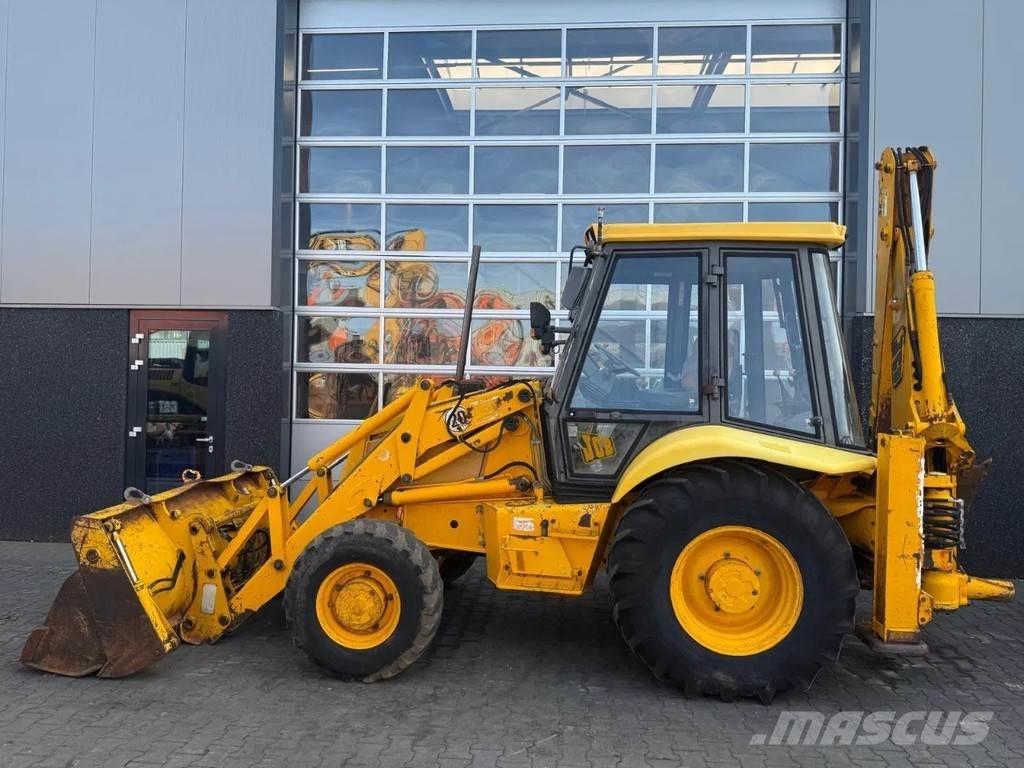 JCB 3CX-4 反鏟裝載機