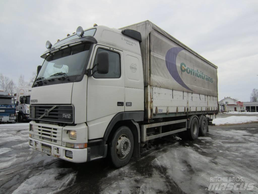 Volvo FH 12 6X2 4800 篷布卡車