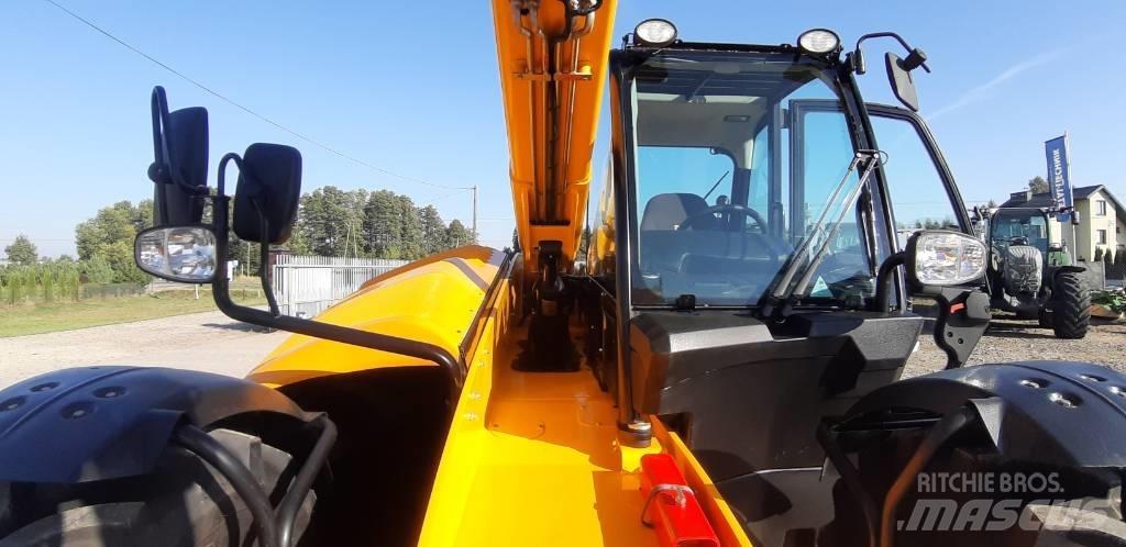 JCB 531-70 伸縮臂操作車