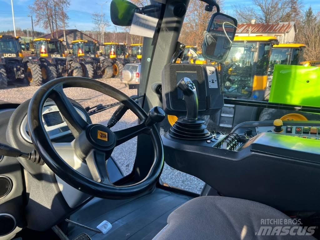 JCB Fastrac 8310 曳引機